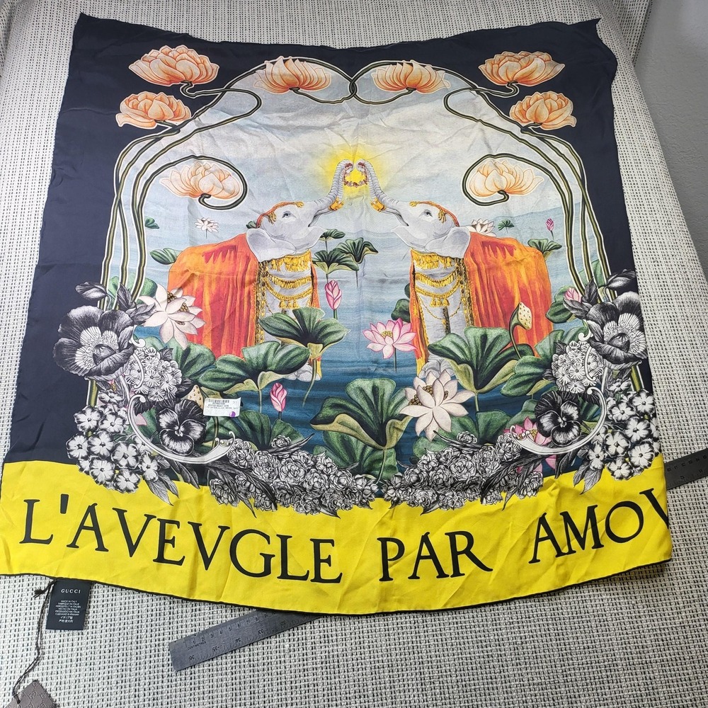 Gucci Scarf Womens Silk Square Waterlilies Elephant L'Aveugle Par Amour
